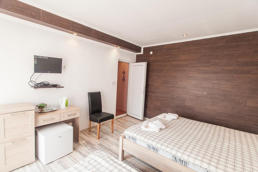 Rooms And Apartments Milana Bar Ngoại thất bức ảnh