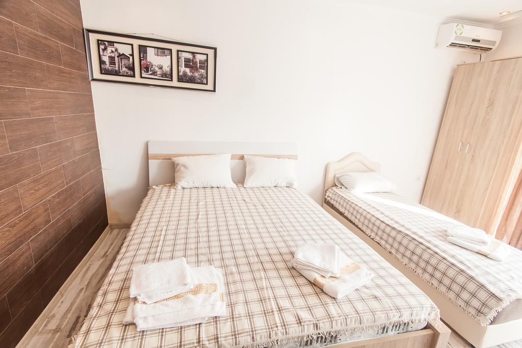 Rooms And Apartments Milana Bar Ngoại thất bức ảnh