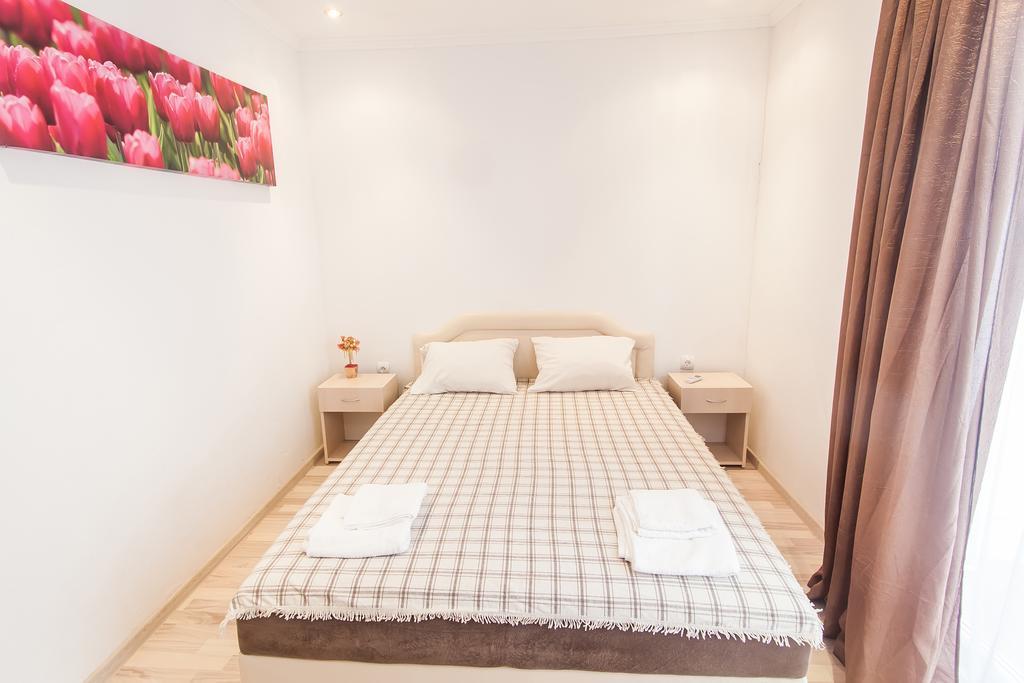 Rooms And Apartments Milana Bar Phòng bức ảnh