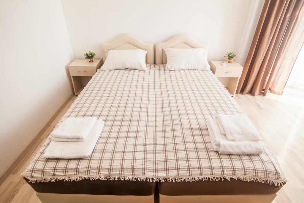 Rooms And Apartments Milana Bar Phòng bức ảnh