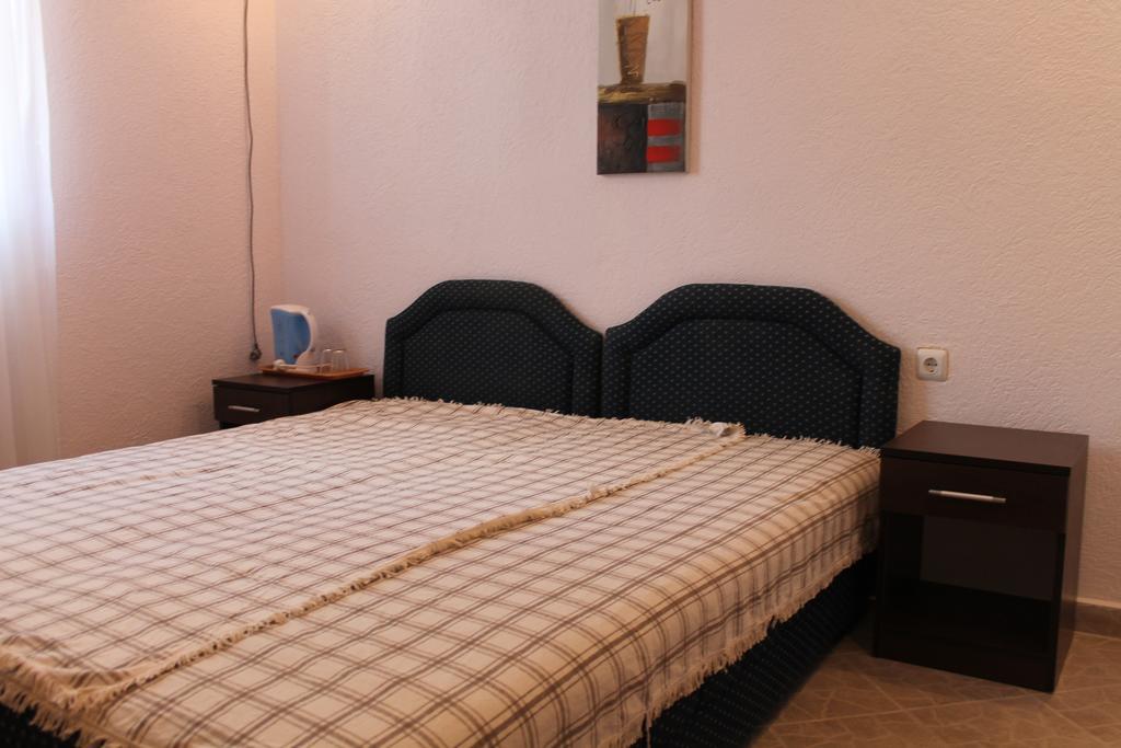 Rooms And Apartments Milana Bar Ngoại thất bức ảnh