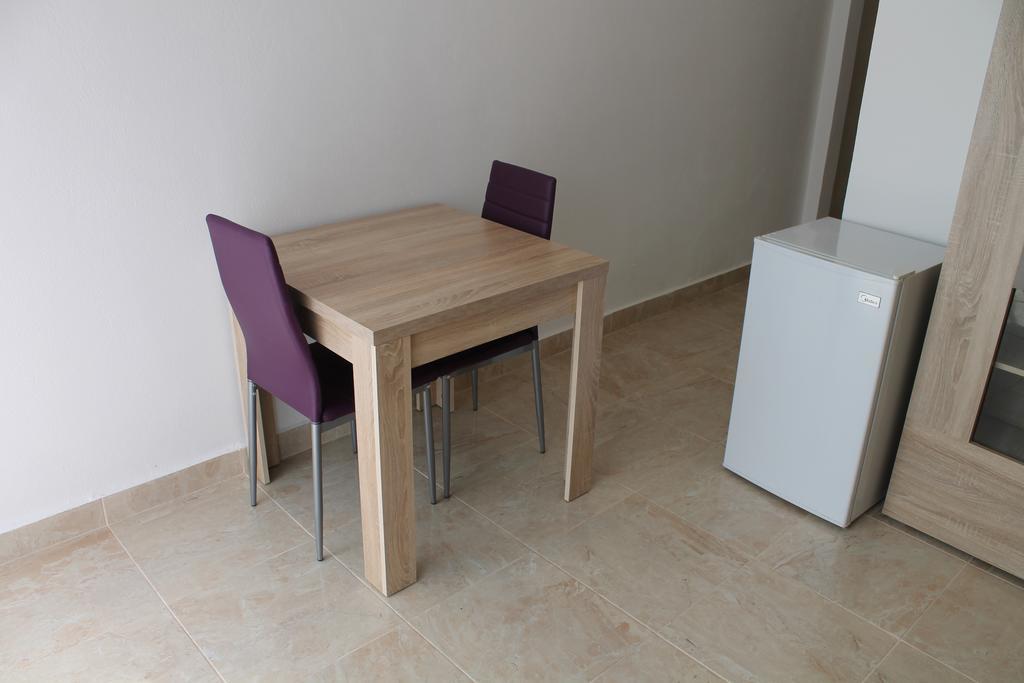 Rooms And Apartments Milana Bar Ngoại thất bức ảnh