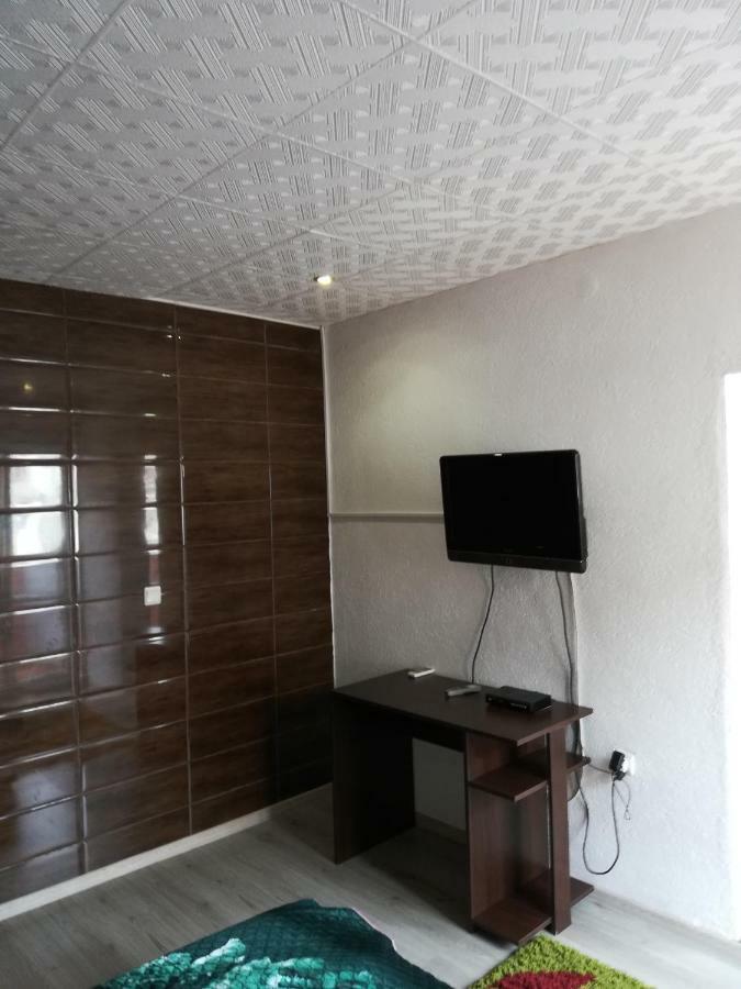 Rooms And Apartments Milana Bar Ngoại thất bức ảnh